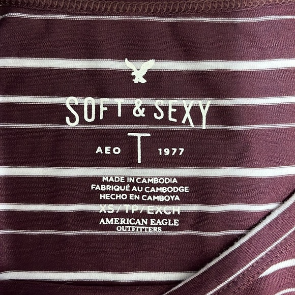 American Eagle Long Sleeve T Stretch Burgundy and White Stretch Size XS - Picture 9 of 10
